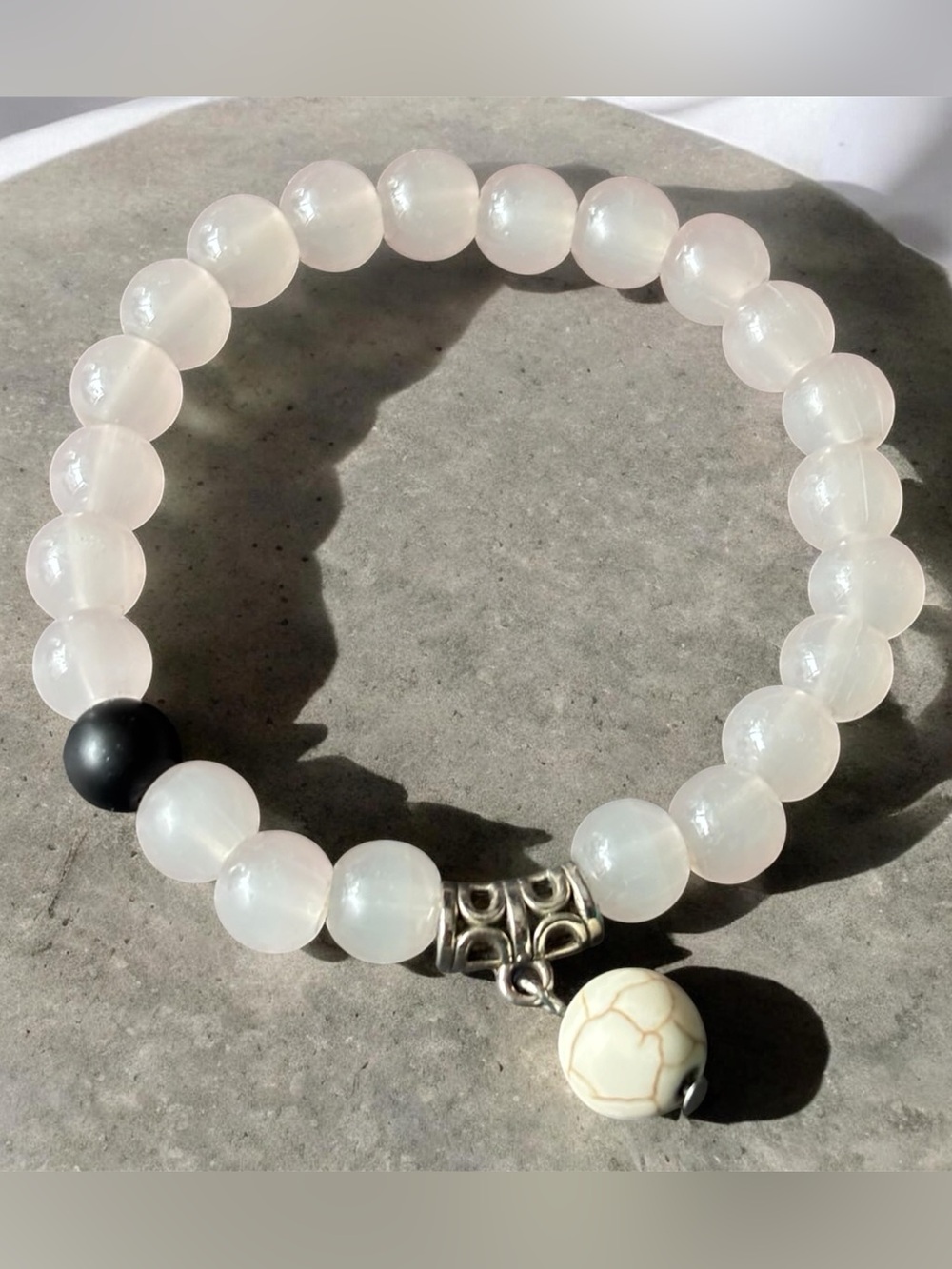 Rose Quartz Stretch Bracelet | Black Onyx Howlite Charm | 6 IN